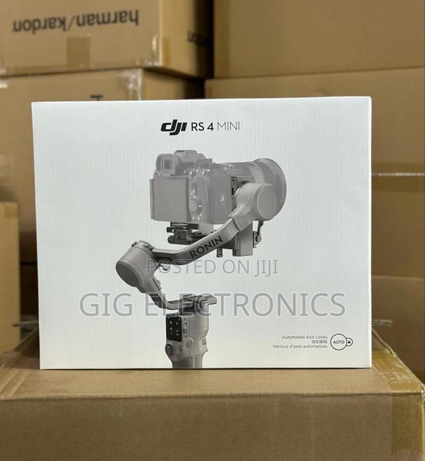 Dji Rs 4 Mini Handheld Gimbal Stabilizer · Photo 1