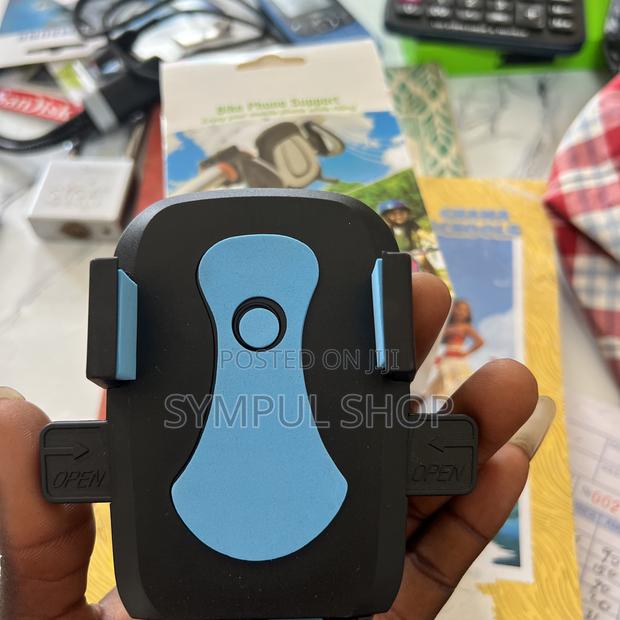 Moto Phone Holder · Photo 1