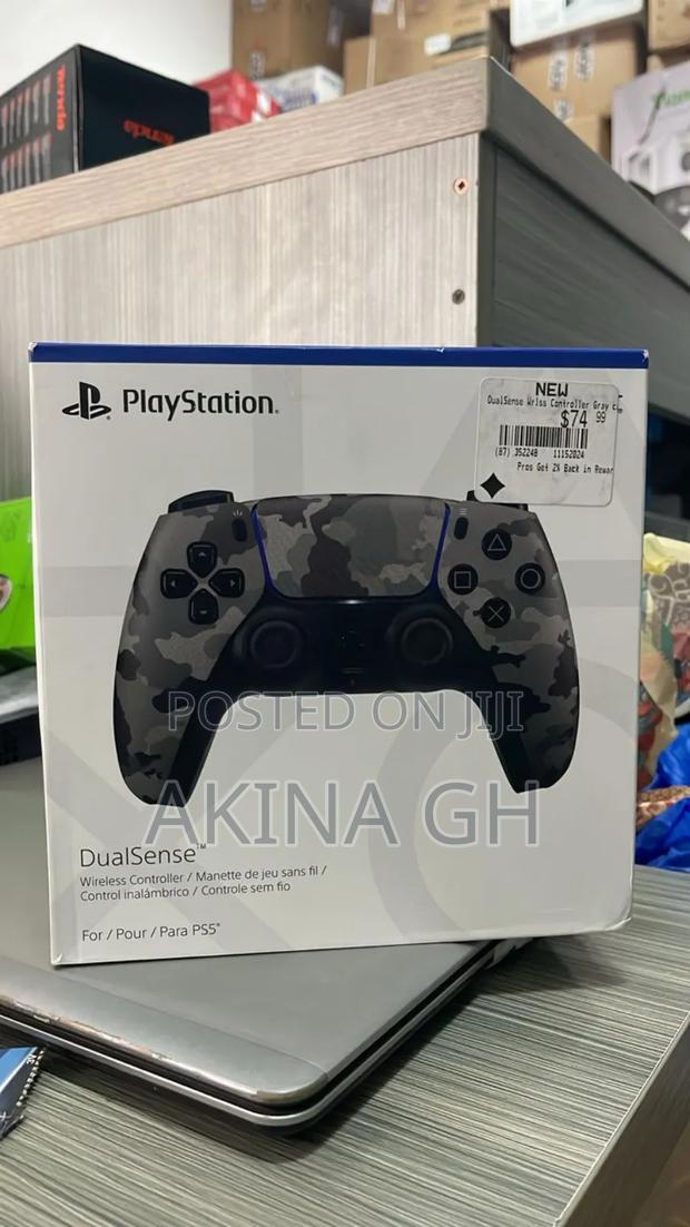 Sony Ps5 Dual Sense Controller · Photo 1