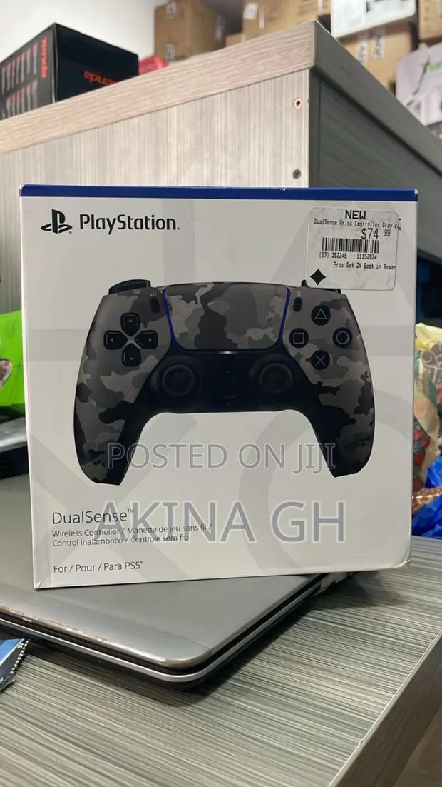 Sony Ps5 Dual Sense Controller · Photo 2