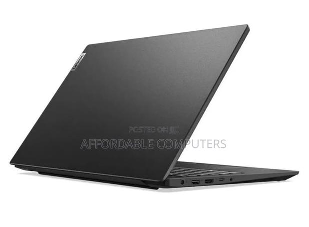 New Laptop Lenovo V15 G4 24GB Intel Core I7 SSD 512GB · Photo 1