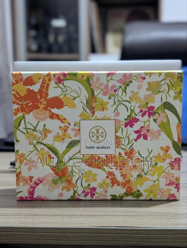 Tory Burch Eau De Parfum Gift Set · Photo 1