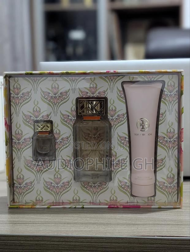 Tory Burch Eau De Parfum Gift Set · Photo 3