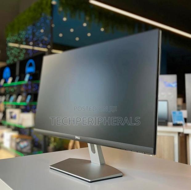 Dell 24′′ Full‐Hd Ips Monitor · Photo 2