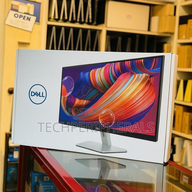 Dell 24′′ Full‐Hd Ips Monitor · Photo 1