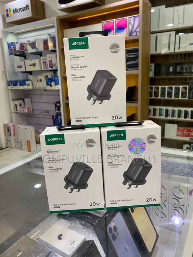 Ugreen 20w Adapter · Photo 1