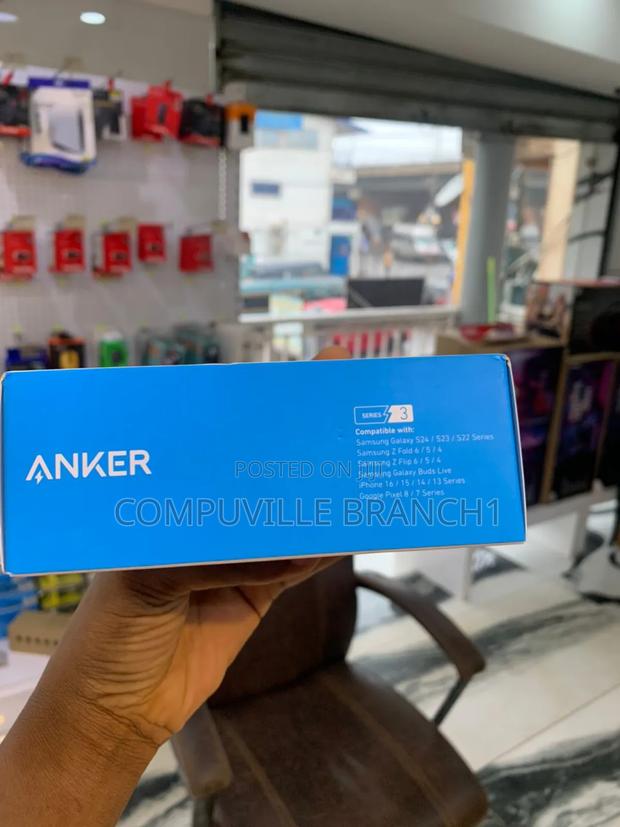 Anker 25w Adapter · Photo 2