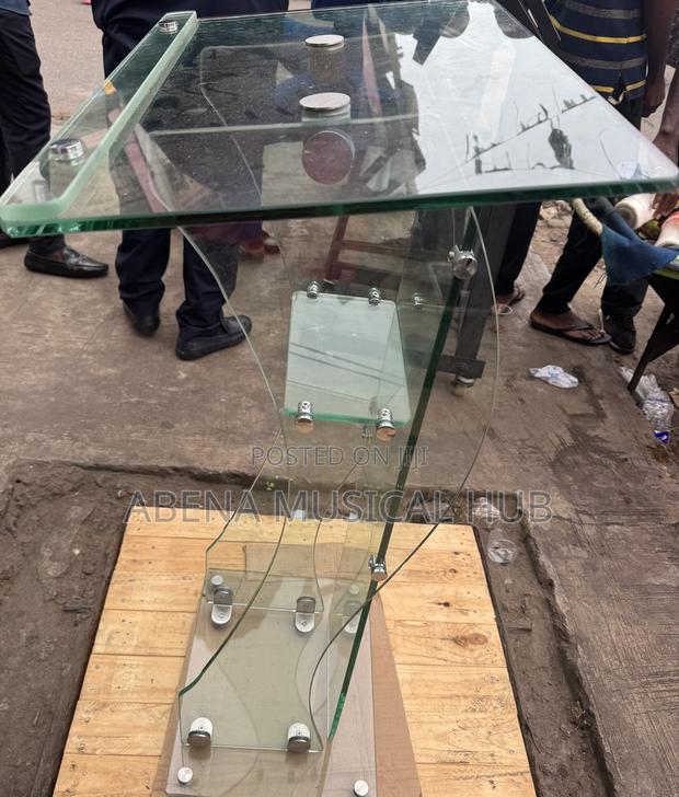 Glass Pulpit for Churches · Photo 4