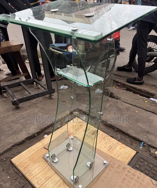 Glass Pulpit for Churches · Photo 2