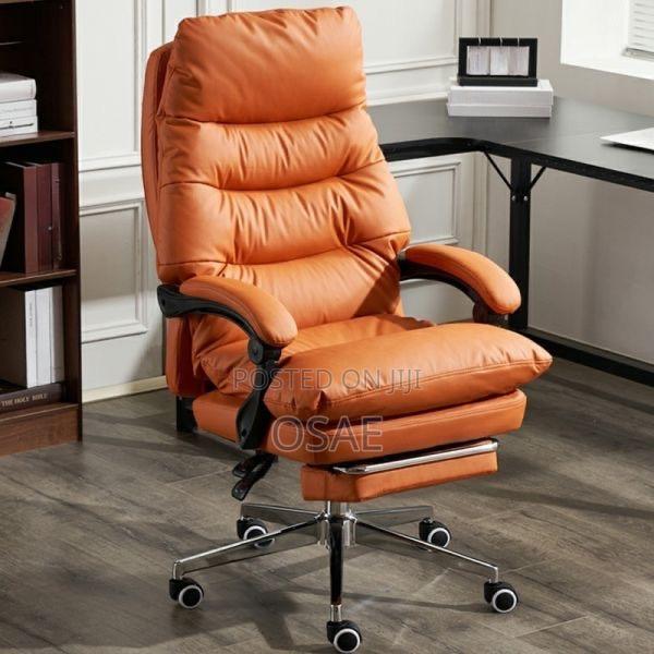 Executive Office Chair (Swivel Chair With Feet Rest) · Photo 2