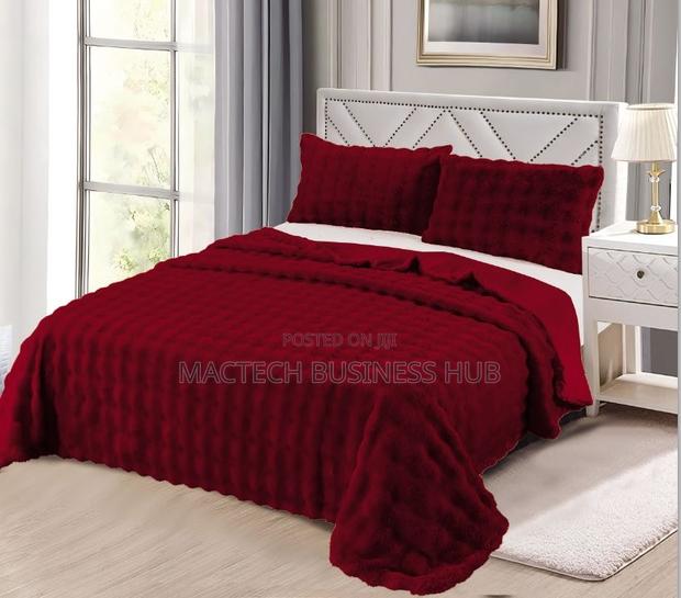 Blanket (3pcs) Rabbit Fur · Photo 4