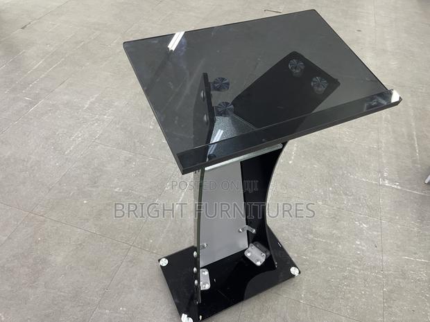 Quality Glass Pulpit Available in Different Sizes · Photo 1