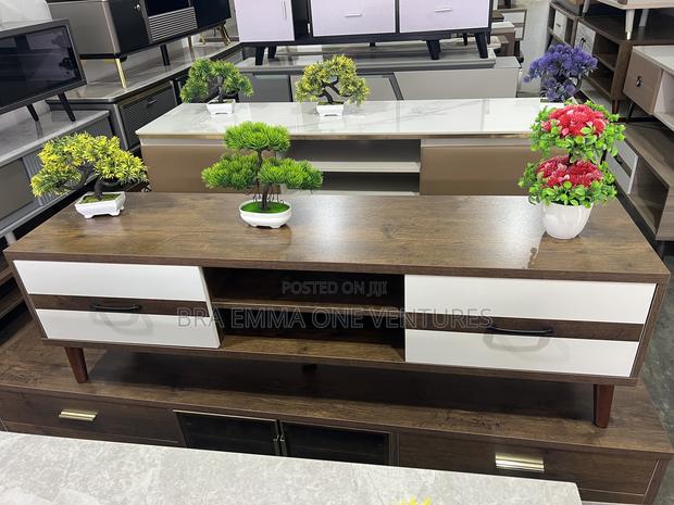 Brand New 1.4m Tv Stand With Drawers · Photo 1