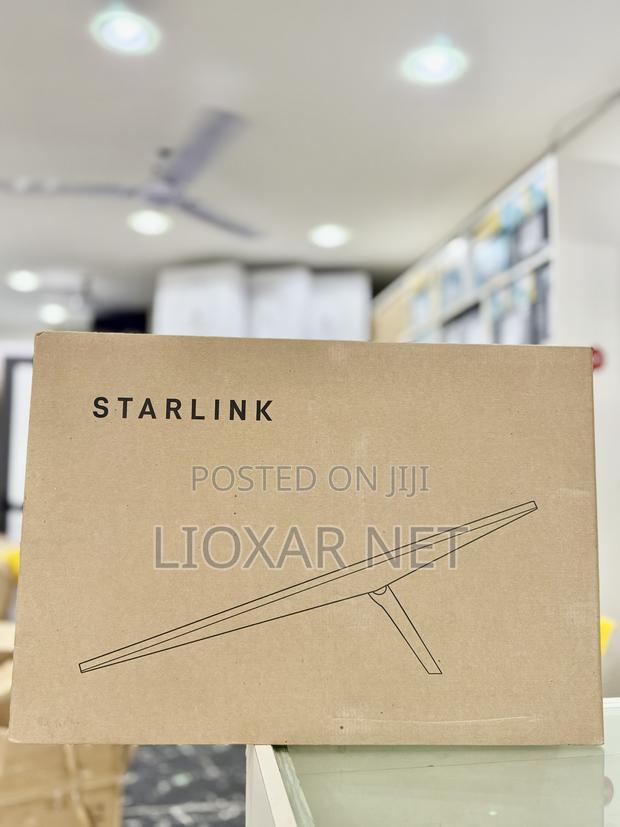 Starlink Standard Satellite V3 · Photo 1