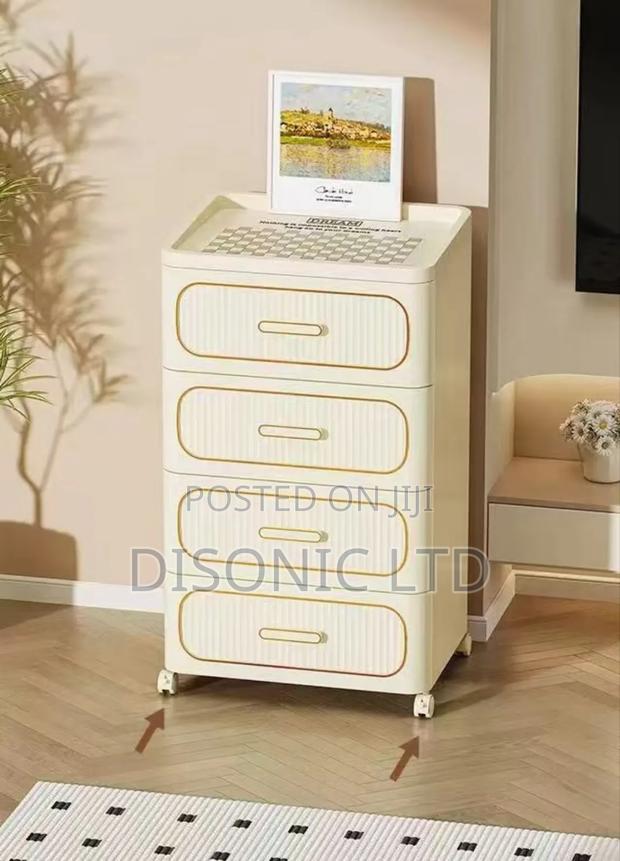 Baby Wardrobe · Photo 1