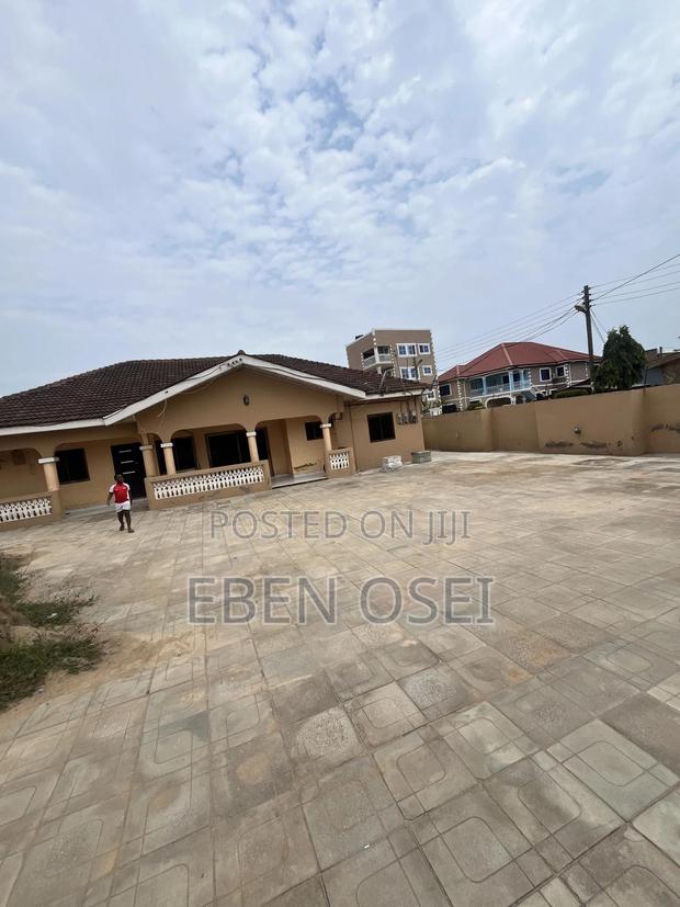 Land Title · Photo 1