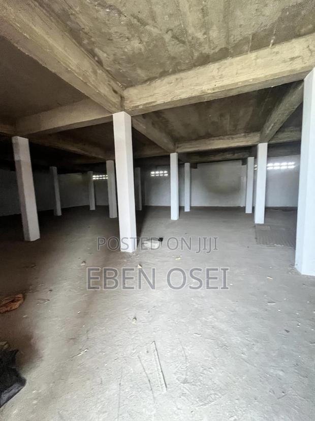 Warehouse for Rent at Dansoman · Photo 4