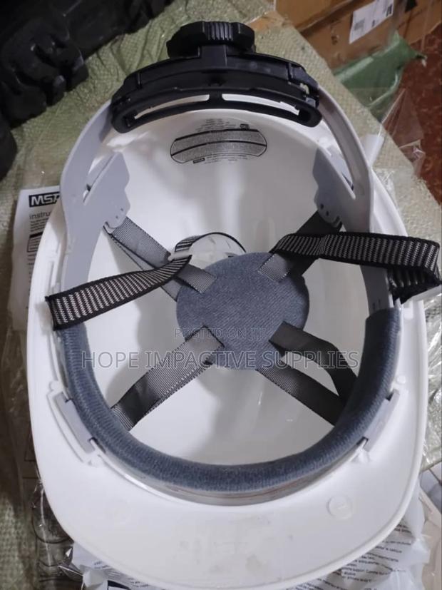 Msa Safety Helmet Without Vents. · Photo 2