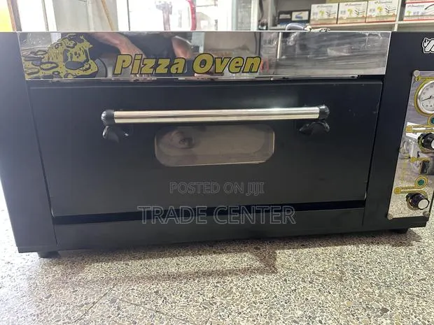 High Quality Commercial Pizza Oven · Photo 1