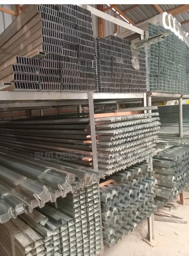 Metal Profiles (Wall Angle, Perf Corner, Omega, Stud, Etc) · Photo 2