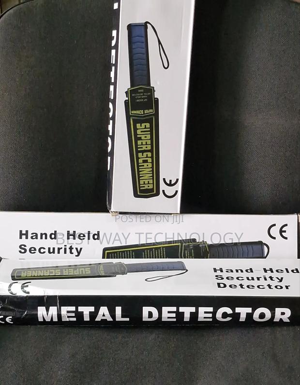 Metal Detector · Photo 4