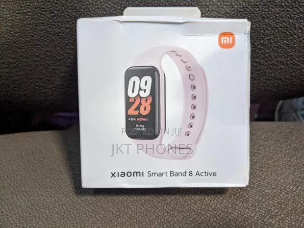 Xiaomi Smart Band 8 Active · Photo 1