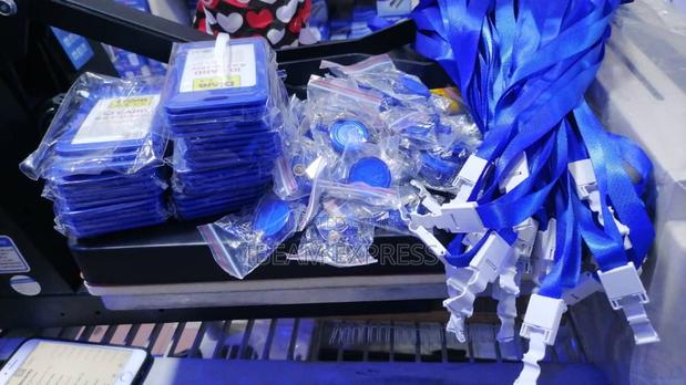 Id Cards and Line Yards · Photo 1