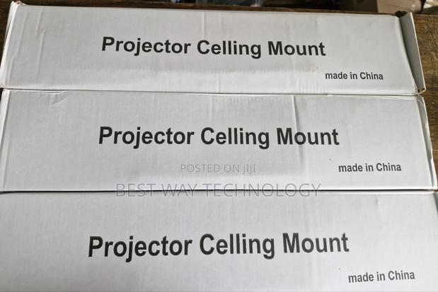 Projector Ceiling Mount · Photo 2
