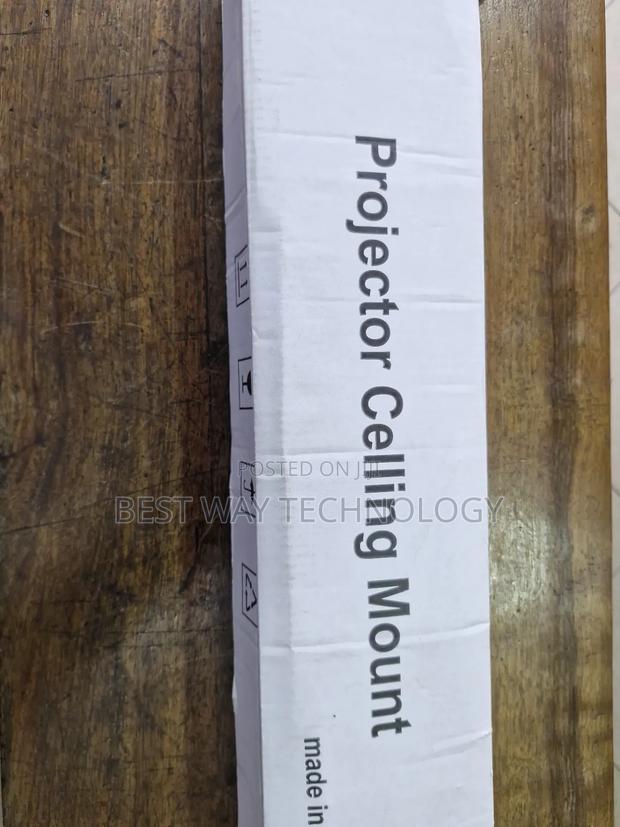 Projector Ceiling Mount · Photo 8