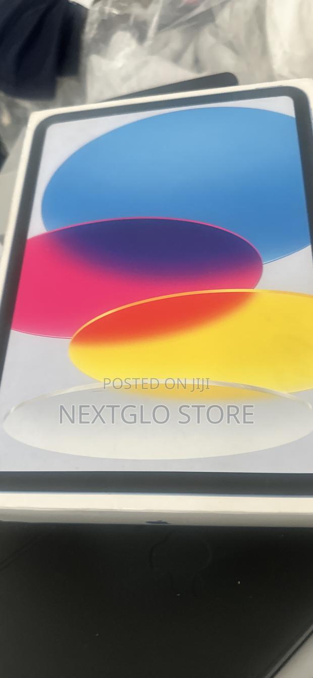 New Apple iPad (2025) 128 GB Blue · Photo 1