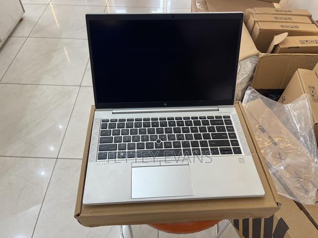 Laptop HP EliteBook 840 G7 16GB Intel Core I5 SSD 256GB · Photo 2