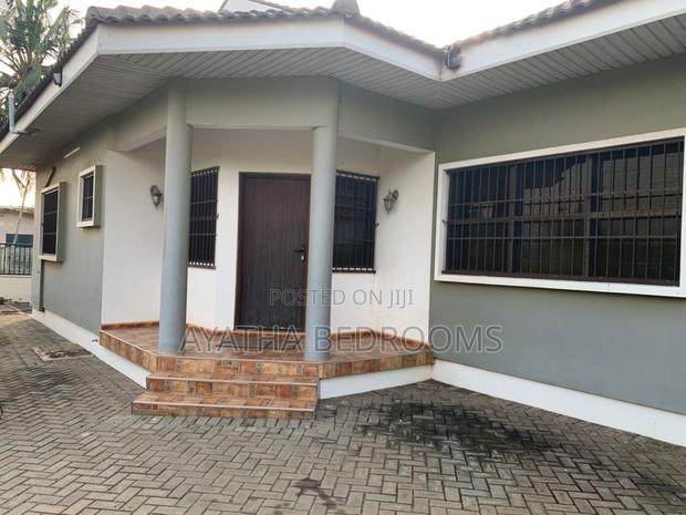 2bdrm House in Ayathar Bedroom, Baatsona Total for rent · Photo 1