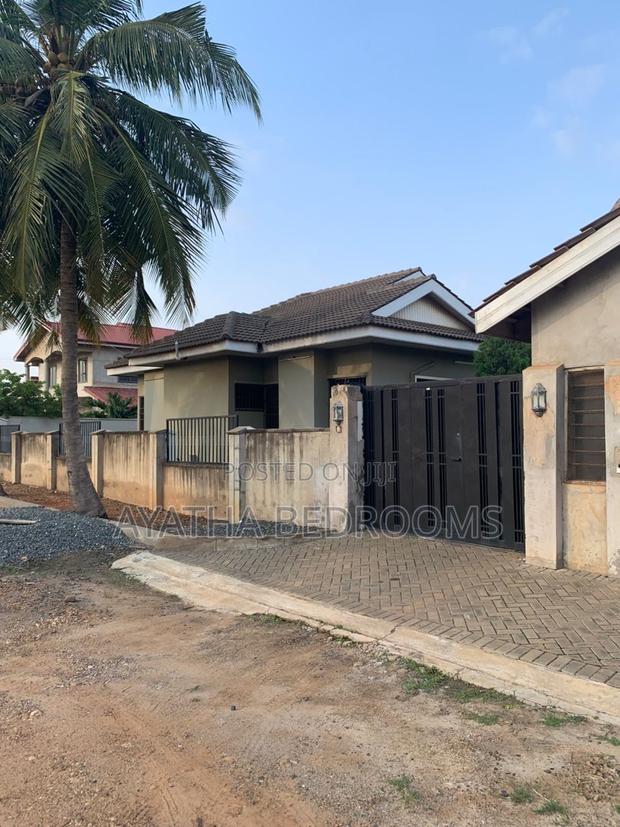 2bdrm House in Ayathar Bedroom, Baatsona Total for rent · Photo 3