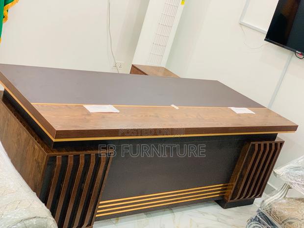 Executive Office Desk · Photo 1