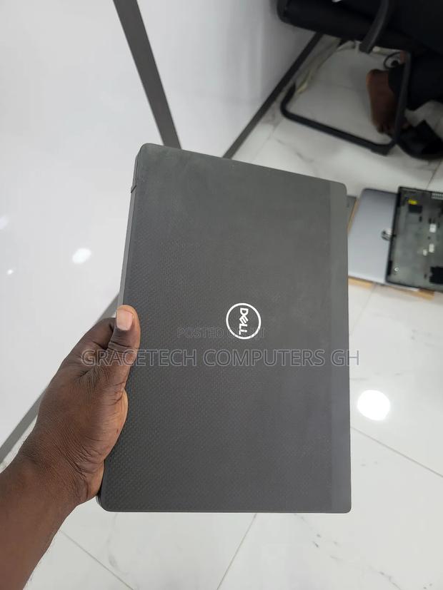 Laptop Dell Latitude 7300 16GB Intel Core I7 SSD 256GB · Photo 3