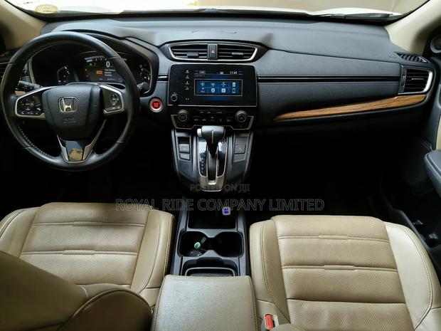 Rent a Car - Honda Cr-v 2022 Ex Full Option · Photo 2