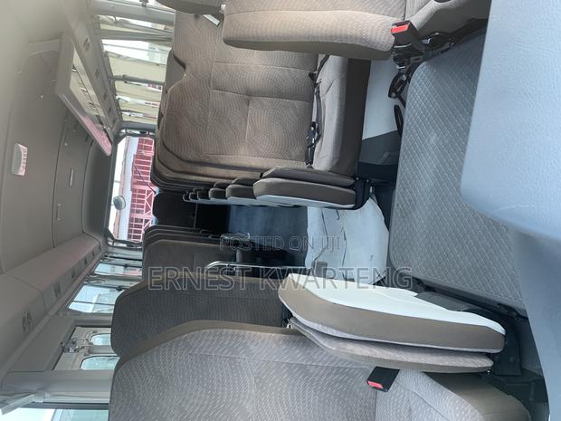 New Toyota Coaster 2024 White · Photo 4