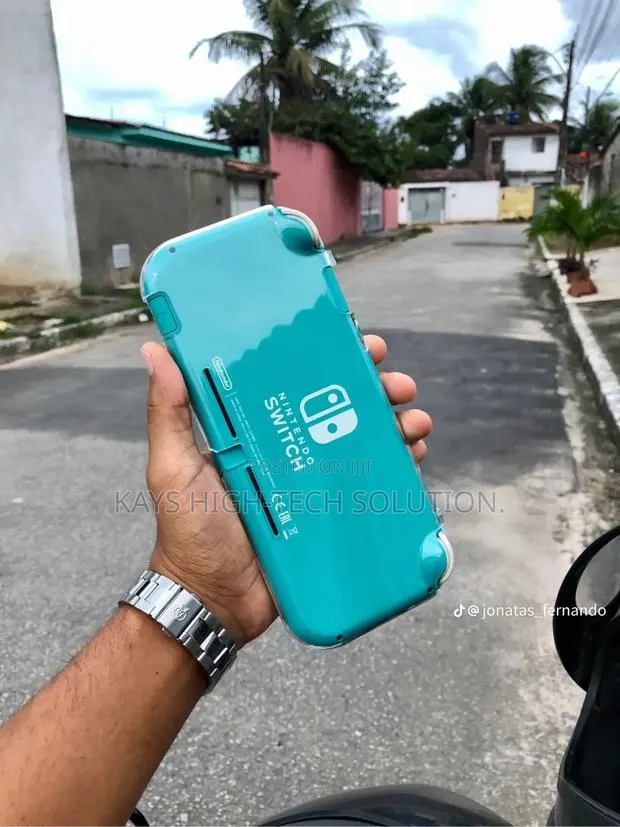 Nintendo Switch Lite · Photo 1