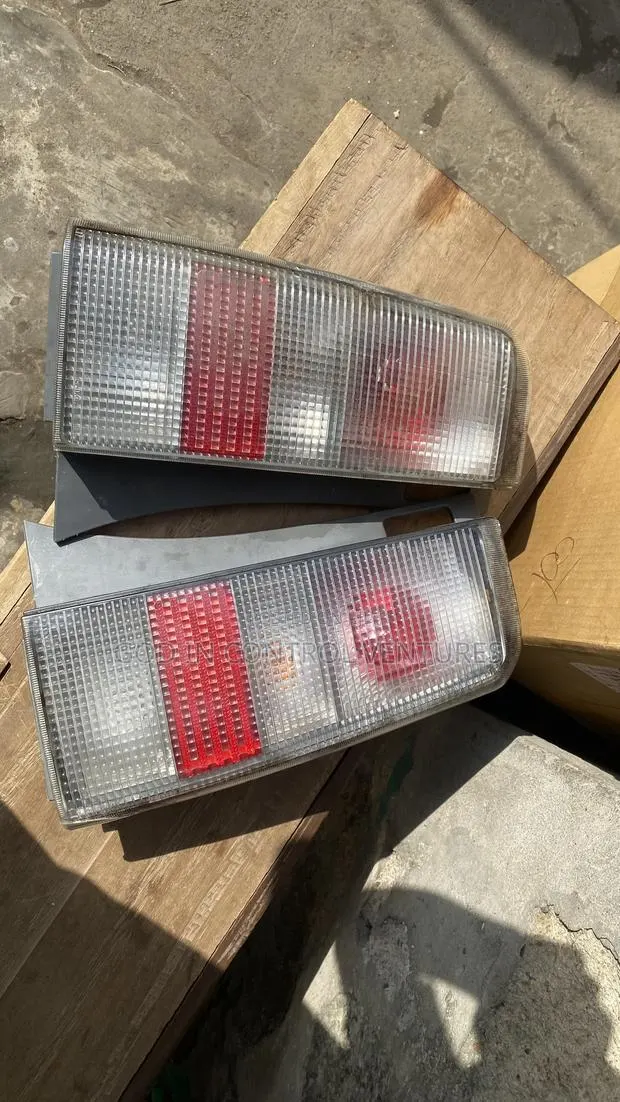 Scion XB Tail Light Pair · Photo 1
