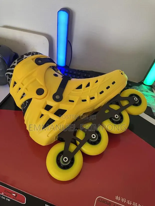 Skate Shoe Inline Roller · Photo 1