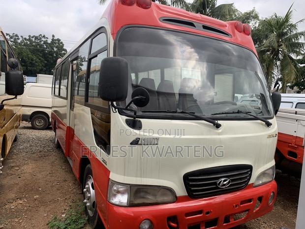 Hyundai County 2007 White · Photo 1