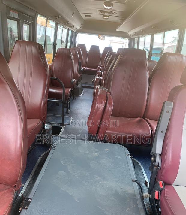 Hyundai County 2007 Yellow · Photo 6