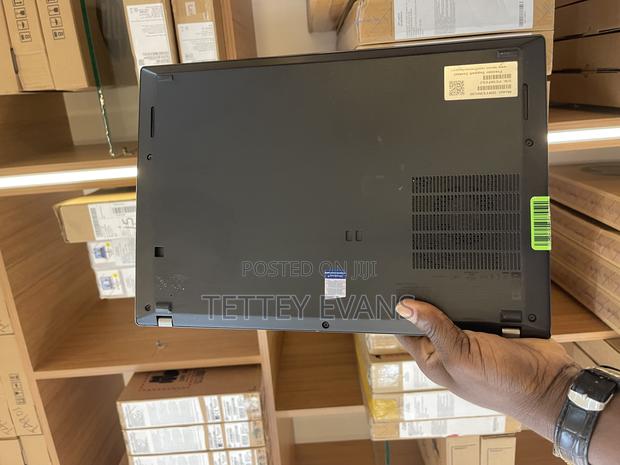 Laptop Lenovo Thinkpad T490s 8GB Intel Core I5 SSD 256GB · Photo 7
