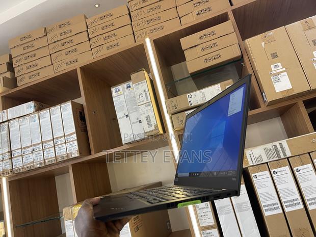 Laptop Lenovo Thinkpad T490s 8GB Intel Core I5 SSD 256GB · Photo 6