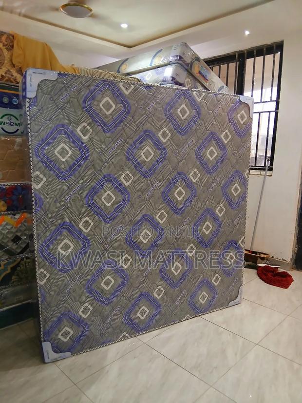 12 Inches King Size Mattress · Photo 2