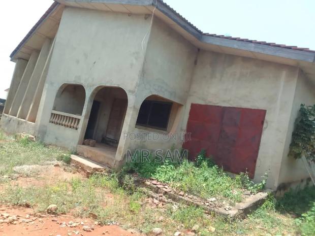 4bdrm House in Block Factory, West Hills Mall Area for sale · Photo 1