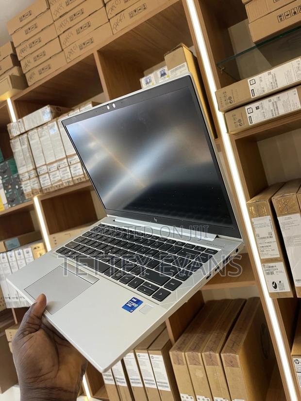 Laptop HP EliteBook 840 G8 16GB Intel Core I7 SSD 256GB · Photo 5