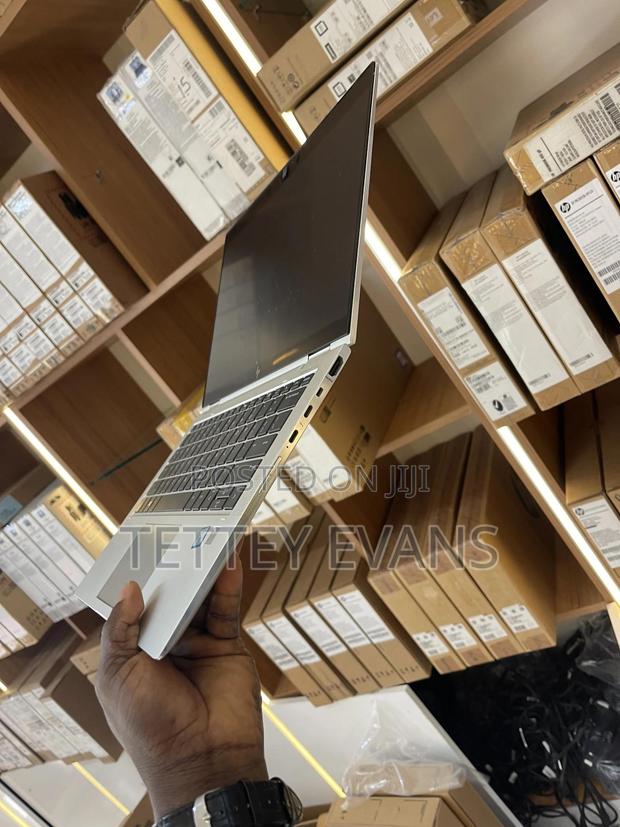 Laptop HP EliteBook 1040 G8 16GB Intel Core I7 SSD 512GB · Photo 7