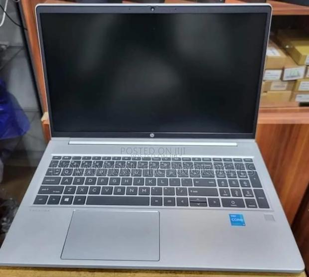 New Laptop HP Probook 450 8GB Intel Core i5 SSD 512GB · Photo 1