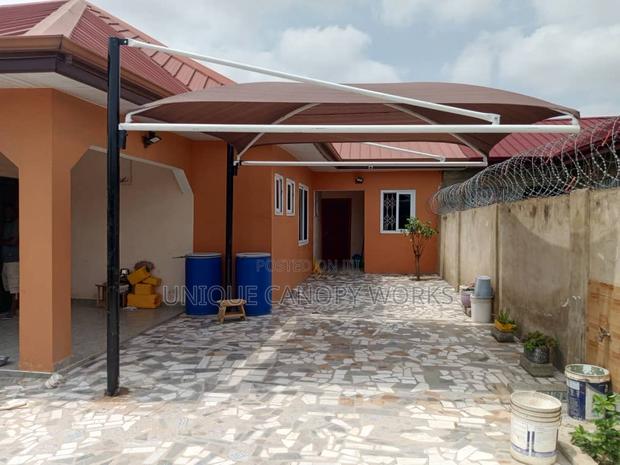 Formal Carport · Photo 1
